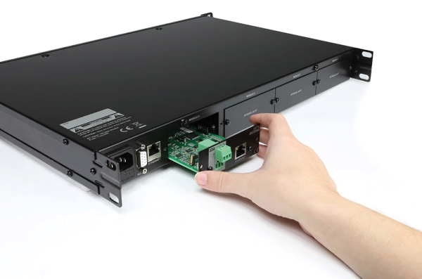 AUDAC FMP40,  модуль профессионального проигрывателя звуковых файлов